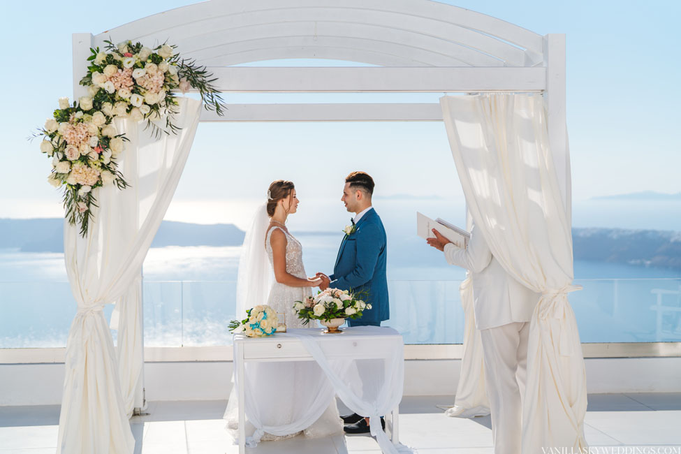 andromeda_villas_elopement_santorini_greece_fairytale-intimate-ceremony-reception